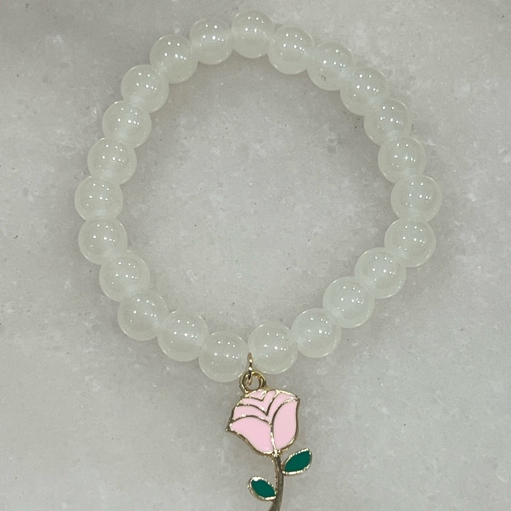 Elegant White Beaded Bracelet with Pink Rose Charm